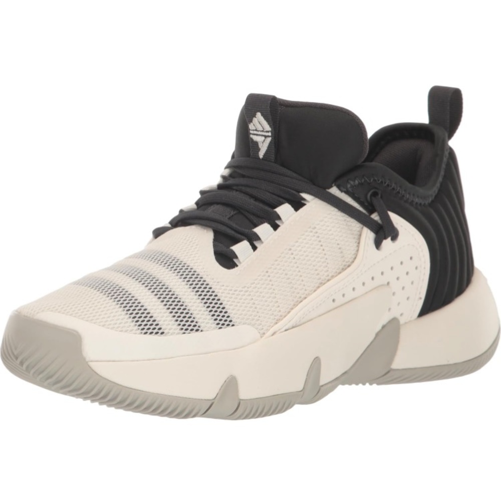 New in box Adidas Trae Unlimited C kids basketball shoes size 3
